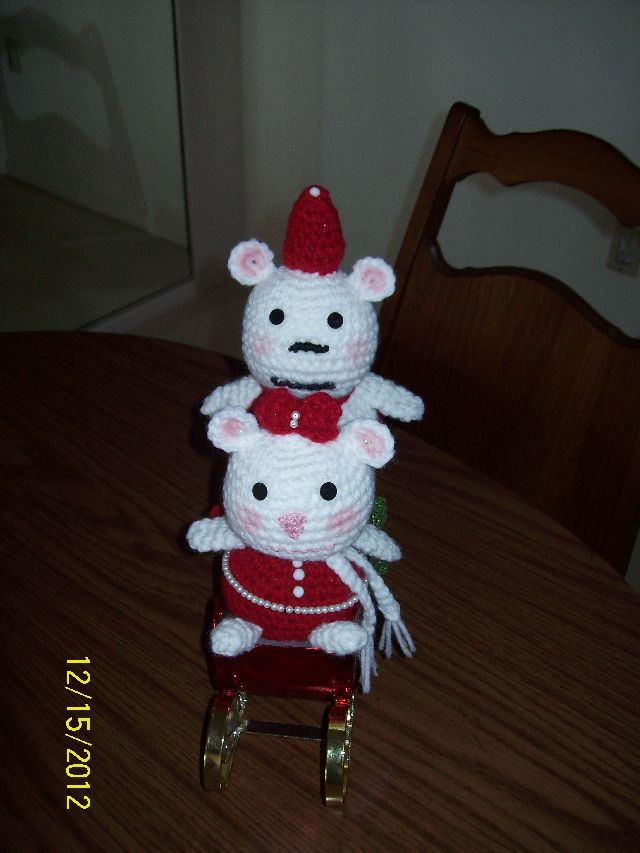 Mr & Mrs Christmas Mouse1 12-15-12